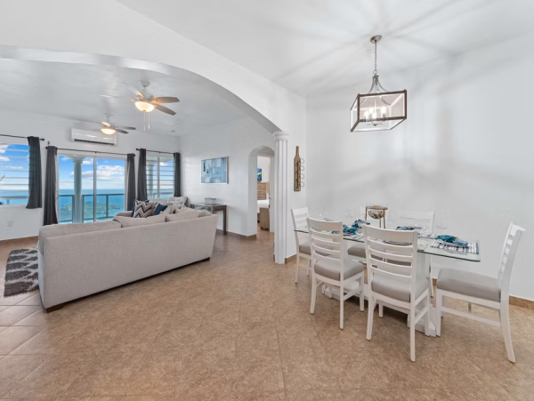 Luxurious Villa With Spectacular Views in St. Thomas